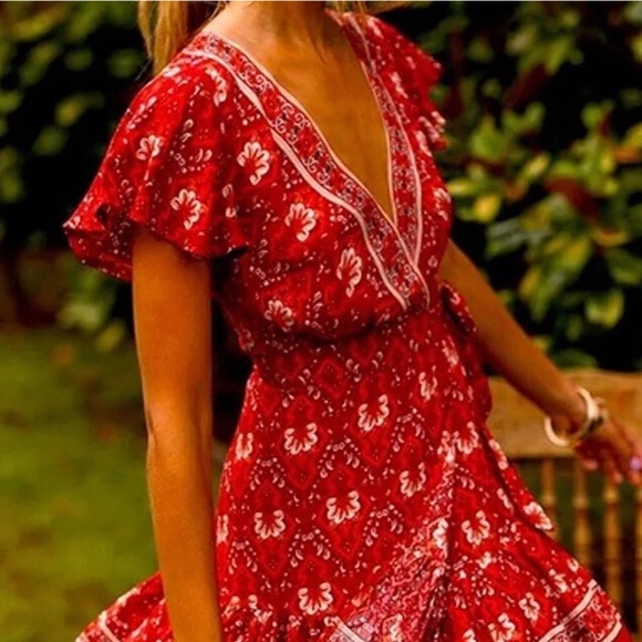 Zesica | Dresses | Zesica Wrap Vneck Bohemian Red Floral Print Dress ...